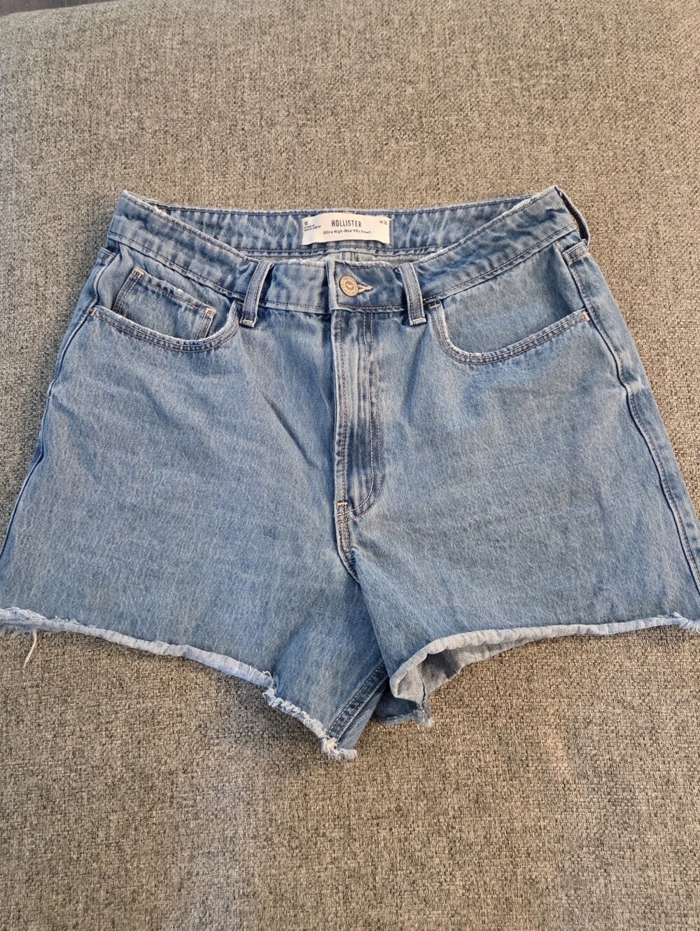 Hollister Denim Shorts Womens Sz 10 W30 Blue Ultra High-Rise 90s Raw Hem Cutoff